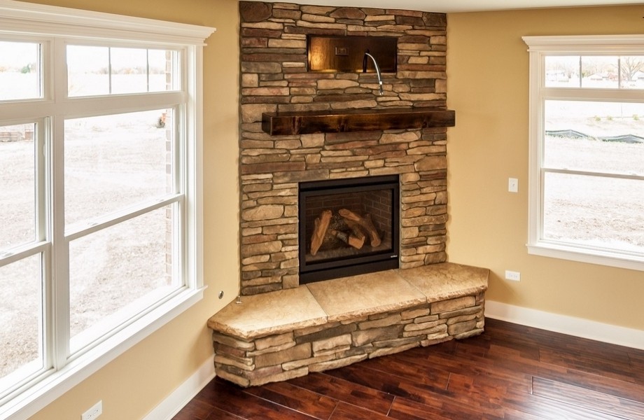004_stone fireplace